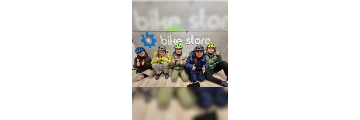 Fahrradhelm-Spende für mehr Sicherheit in Bamberg - bike-store spendet Fahrradhelme an Schule Bamberg