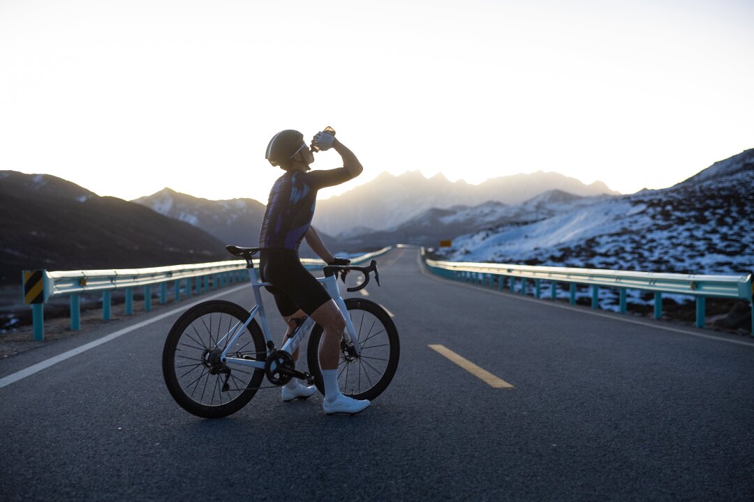 Radfahren bei Hitze: Zubehör & Tipps