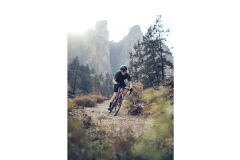 GIANT Revolt 1 Gravelbike 2024 | Grenadine
